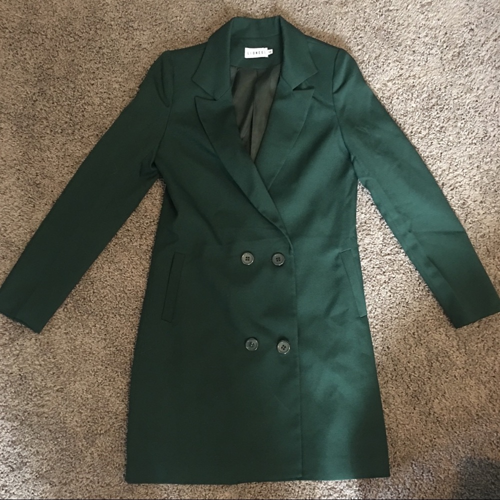 Fitted long emerald Green blazer